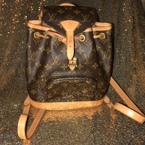 LV mini bag/backpack